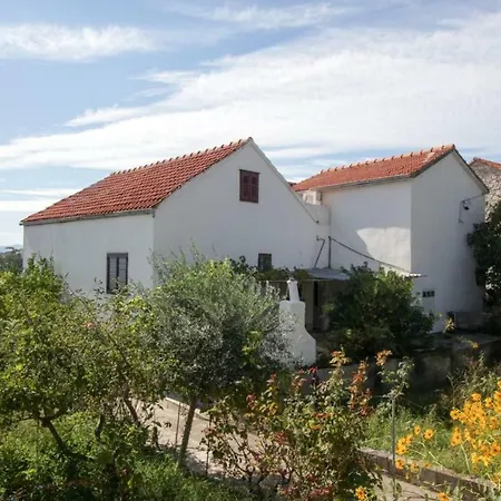 Gostinjska kuća Stela Sumartin